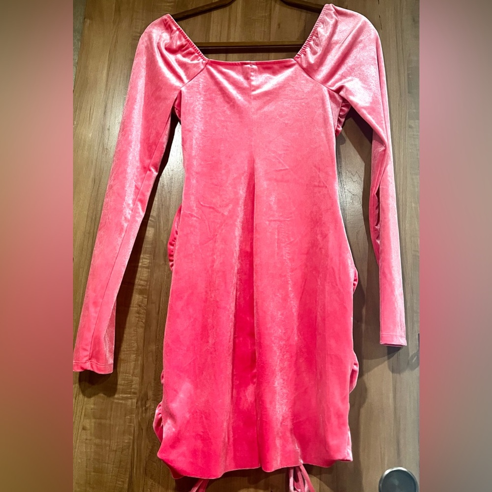 Lipstick pink dress - Picture 3 of 5